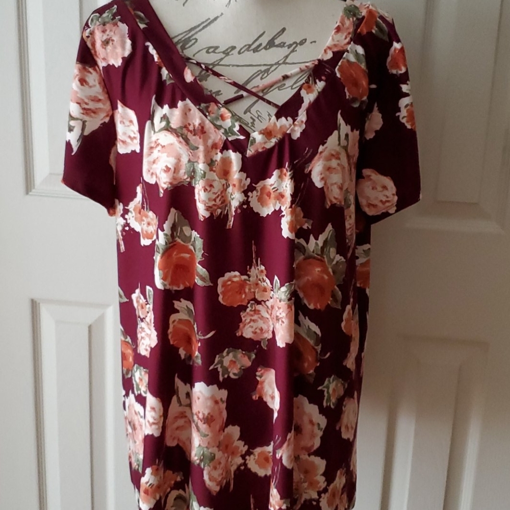 Try This women's floral top, size 2X